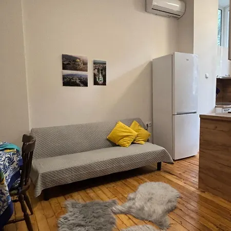 Serdika Apartment *